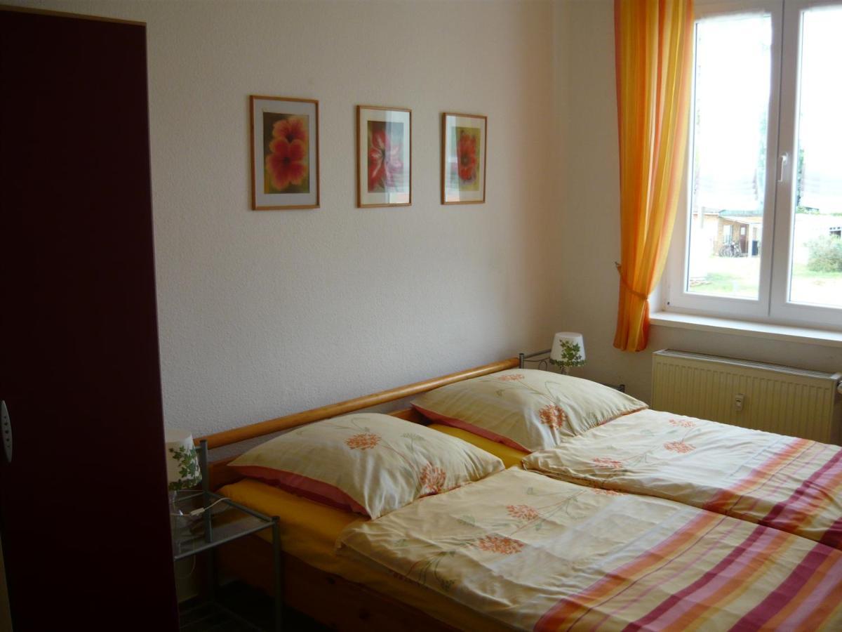 Uns Luett Wohnung Nossentiner Huette Exterior photo